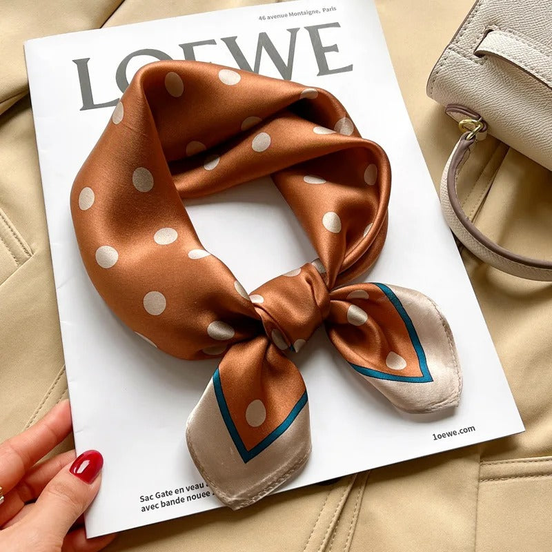 Lenços de Seda - Tamanho 53x53cm Estampas Variadas