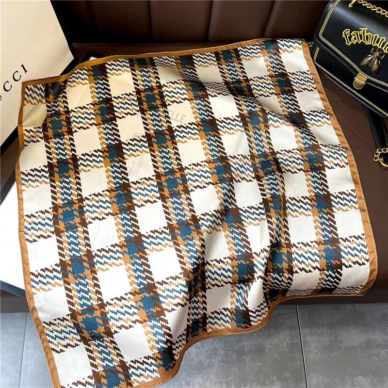 Lenços de Seda - Tamanho 53x53cm Estampas Variadas