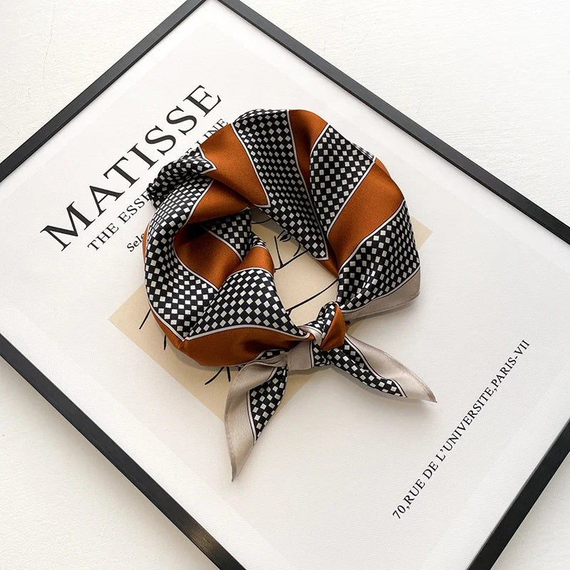 Lenços de Seda - Tamanho 53x53cm Estampas Variadas