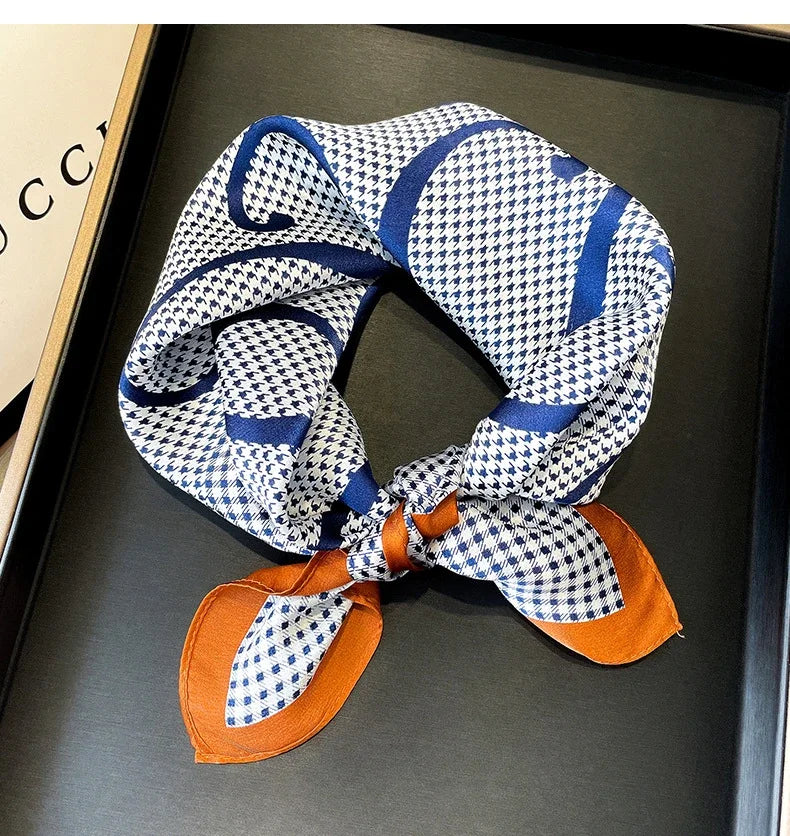 Lenços de Seda - Tamanho 53x53cm Estampas Variadas