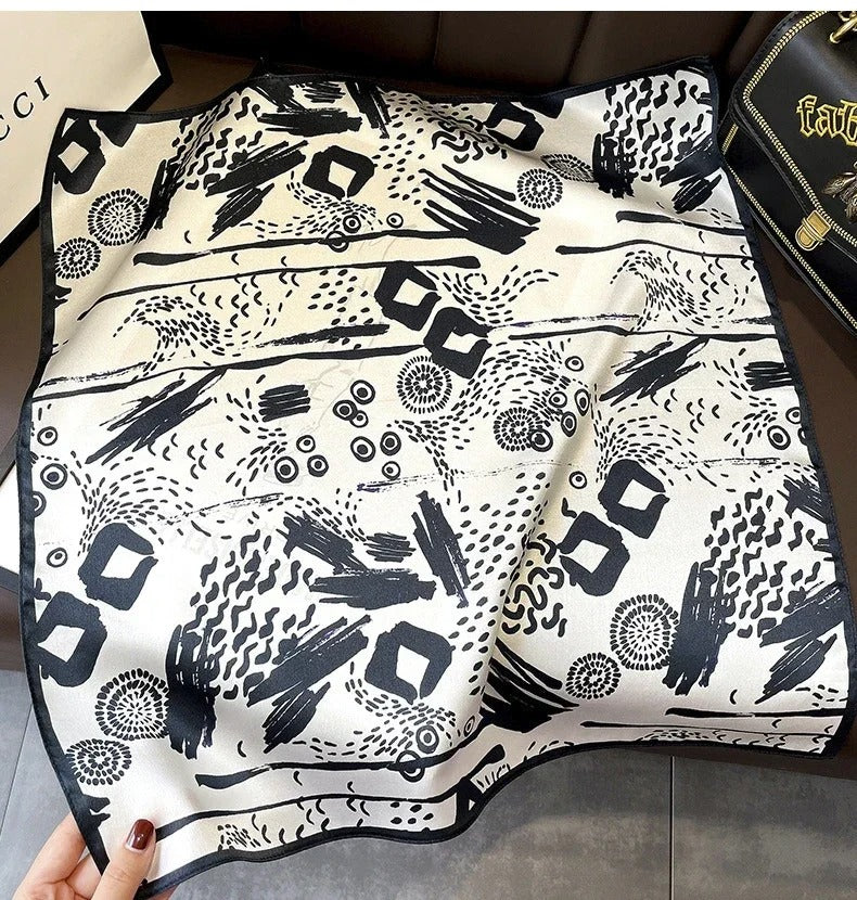 Lenços de Seda - Tamanho 53x53cm Estampas Variadas