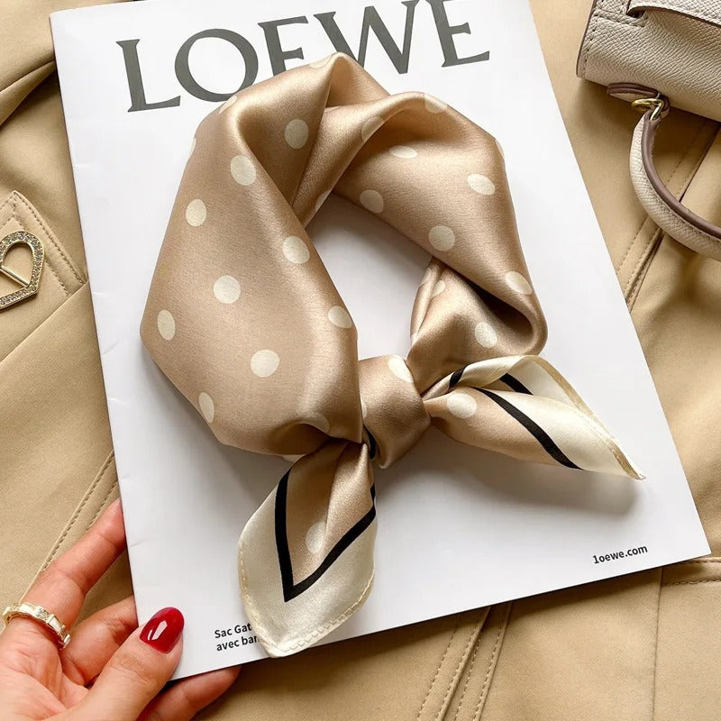 Lenços de Seda - Tamanho 53x53cm Estampas Variadas