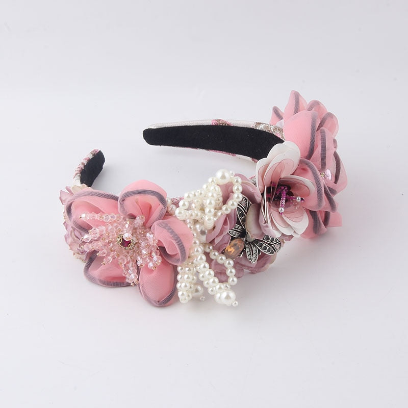 Tiara bordada - Modelos em rosa