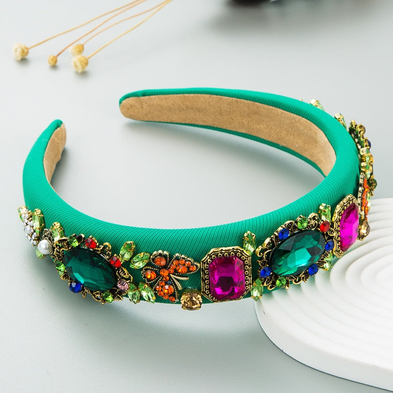 Tiara com pedraria