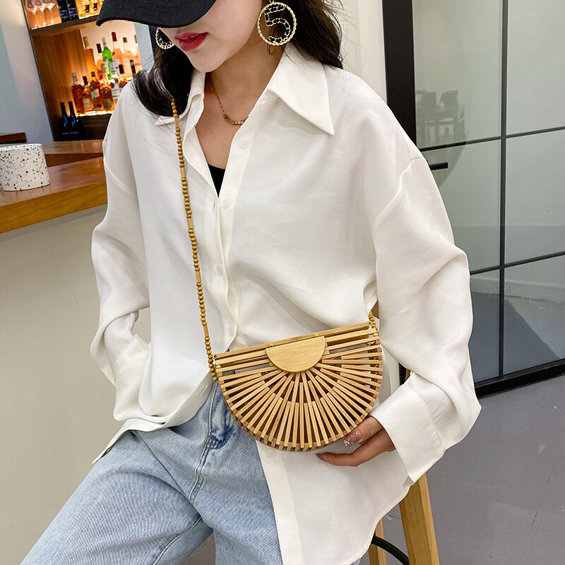 Bolsa de bambu semicírculo