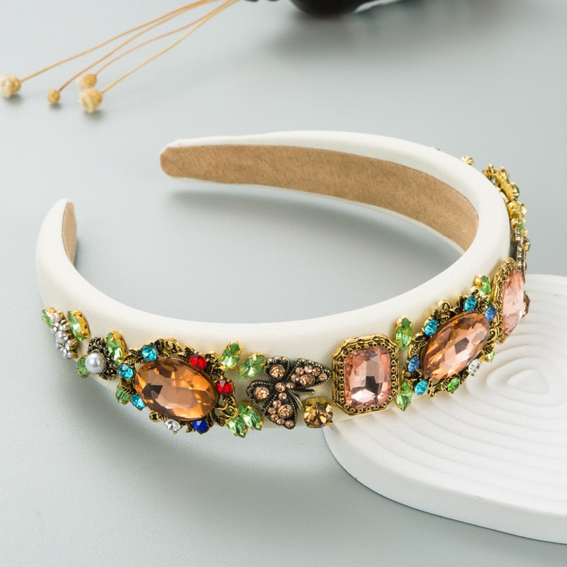 Tiara com pedraria